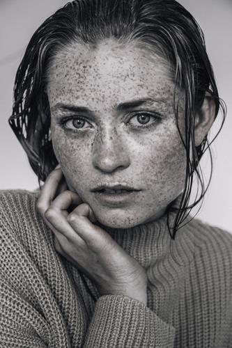 Aisling Redden - portfolio photo 45