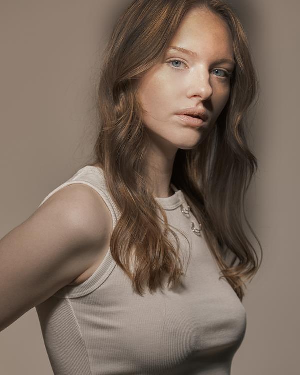 Elise Sheerin - portfolio photo 29