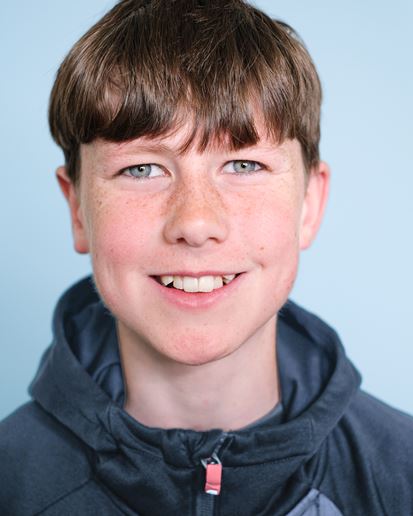 Theo Agnew  (Siblings on file)