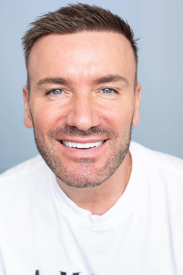 Gerard Ledwidge - portfolio photo 1