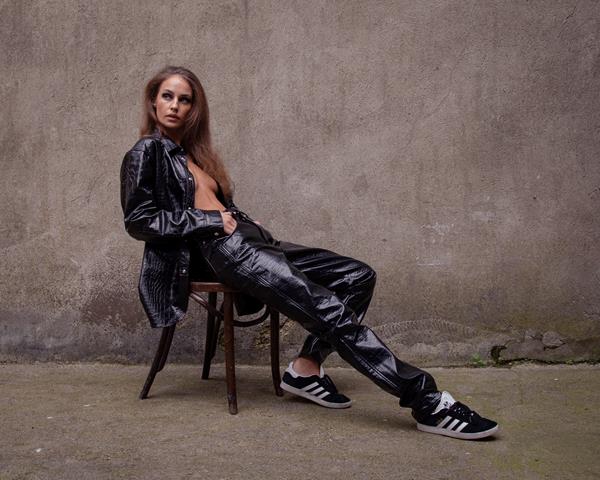 Thalia Heffernan - portfolio photo 40