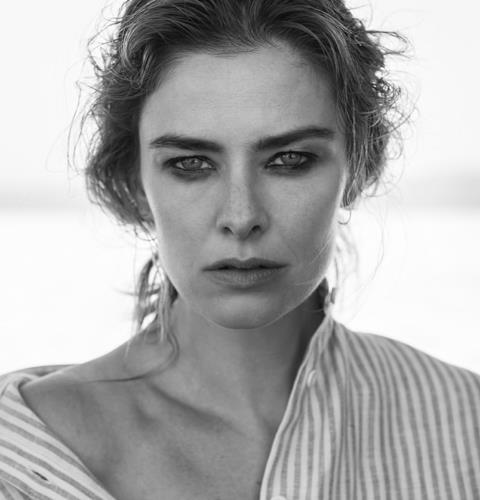 Nikki B - portfolio photo 5