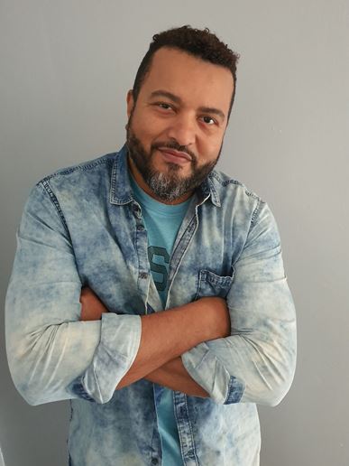 Osni Oliveira