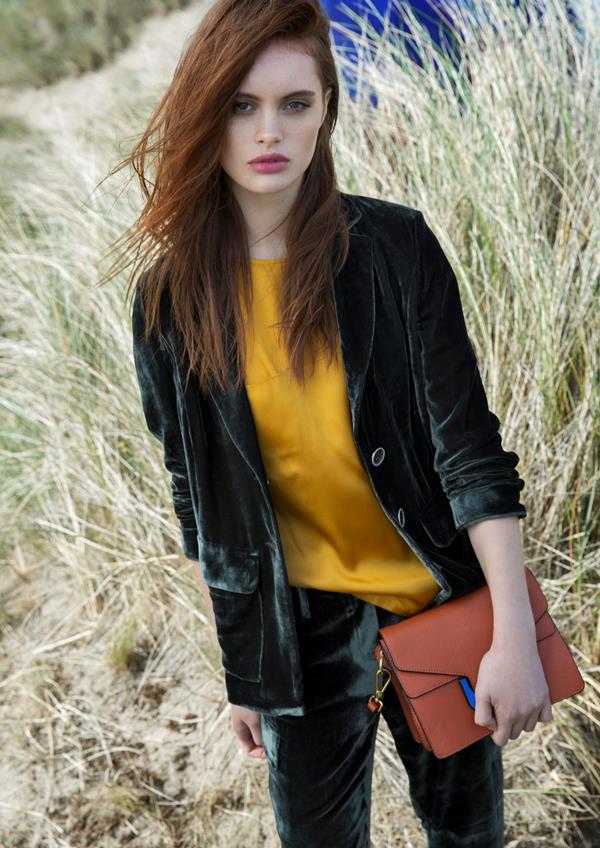 Jan Brierton - portfolio photo 17