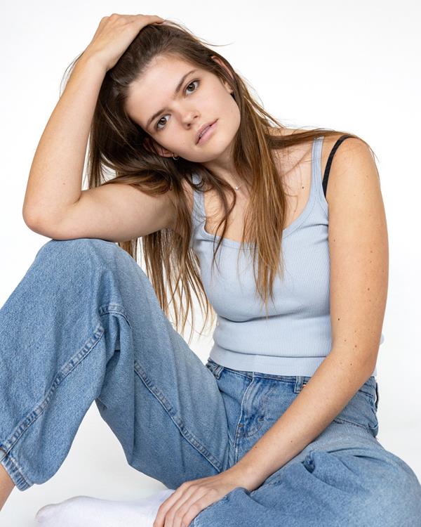 Keelin W - portfolio photo 11