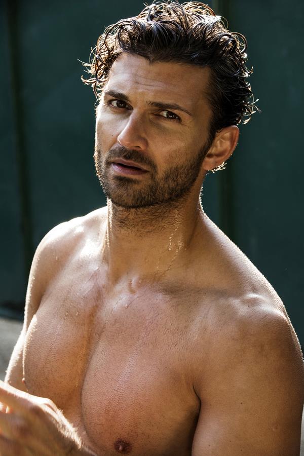 Freddie Abrahams - portfolio photo 8