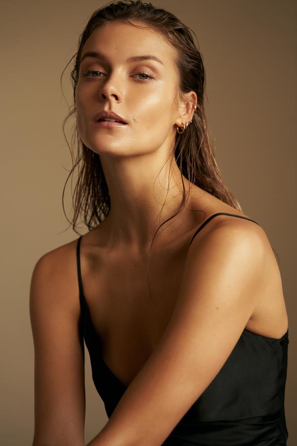 Aveen Lane - portfolio photo 13