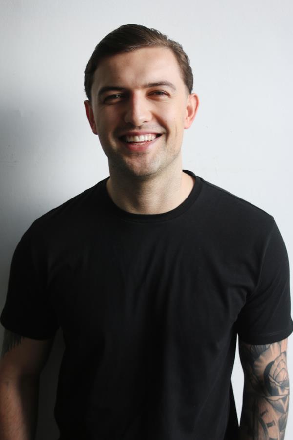 Calvin Bay - portfolio photo 2