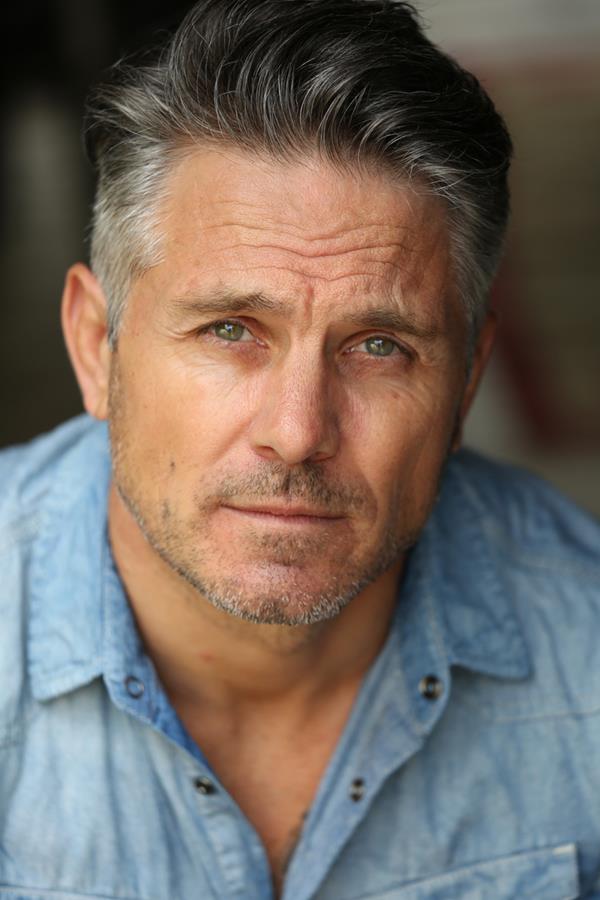 Eli Ellwood - portfolio photo 9