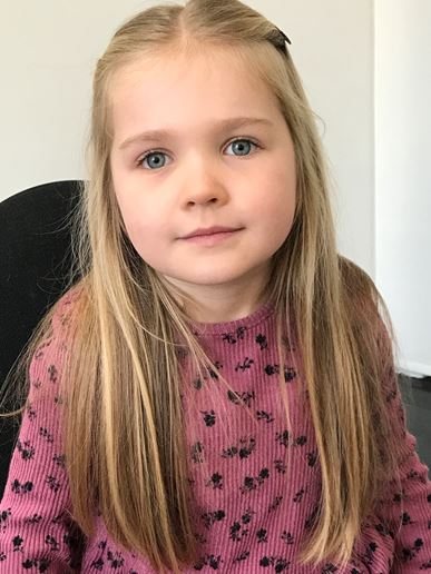 Grace Mc Carron (Sibling on file)
