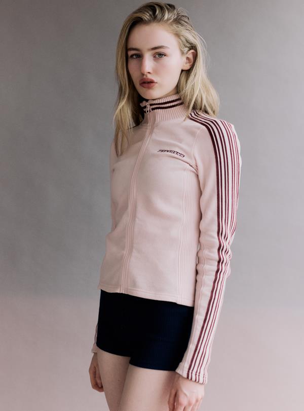 Sophie C - portfolio photo 42