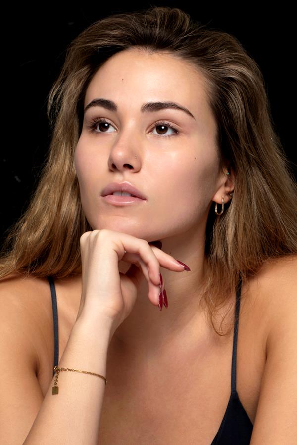 Anna Foley - portfolio photo 13