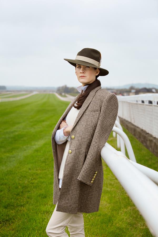 Lorna Fitzsimons - portfolio photo 16
