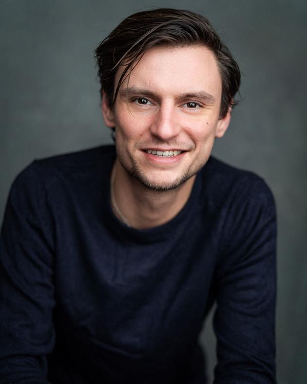 Mark Agar - portfolio photo 1