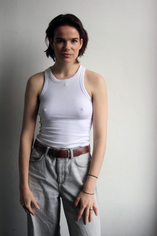 Lily B - portfolio photo 5