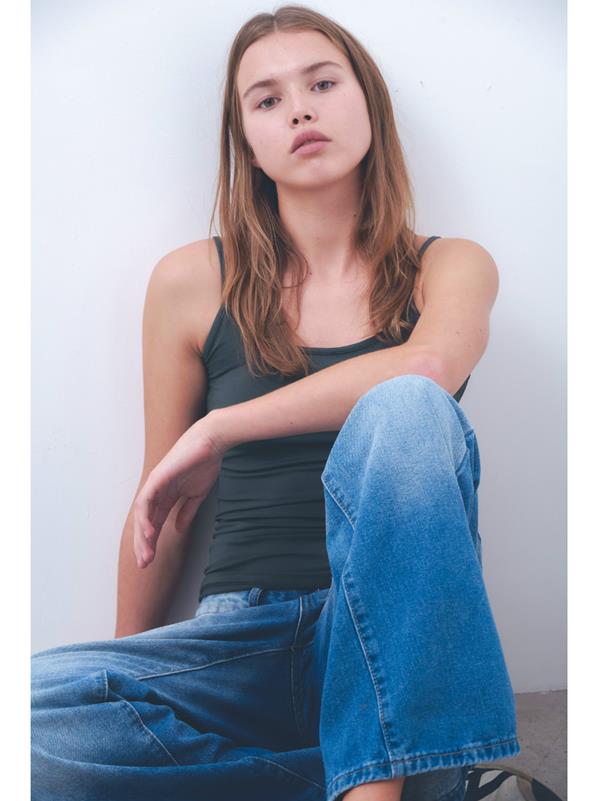 Mimi Stewart - portfolio photo 12