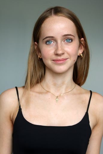 Daisy Reid  (Siblings on file)