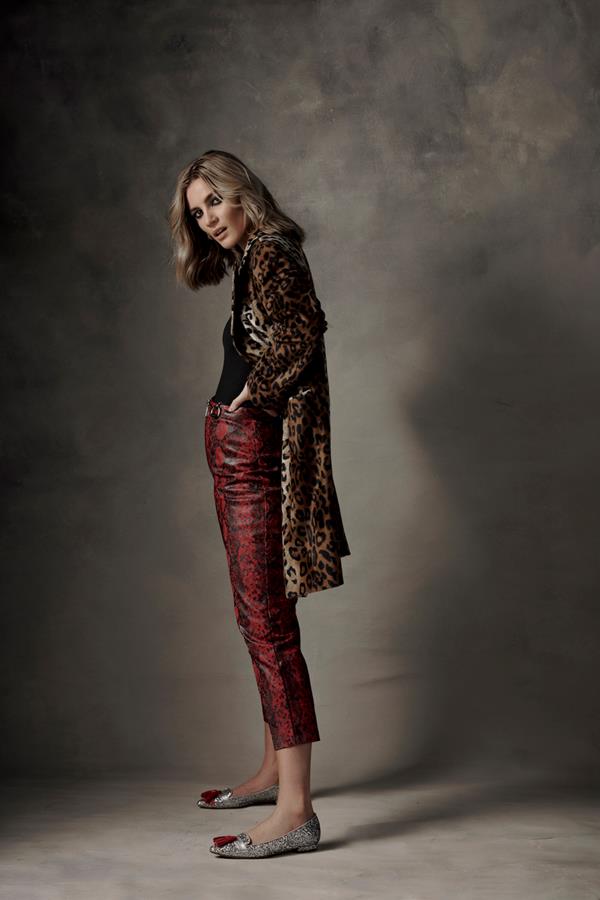 Phoebe Tan - portfolio photo 60