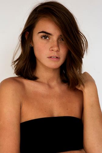 Naoise Tan - portfolio photo 8