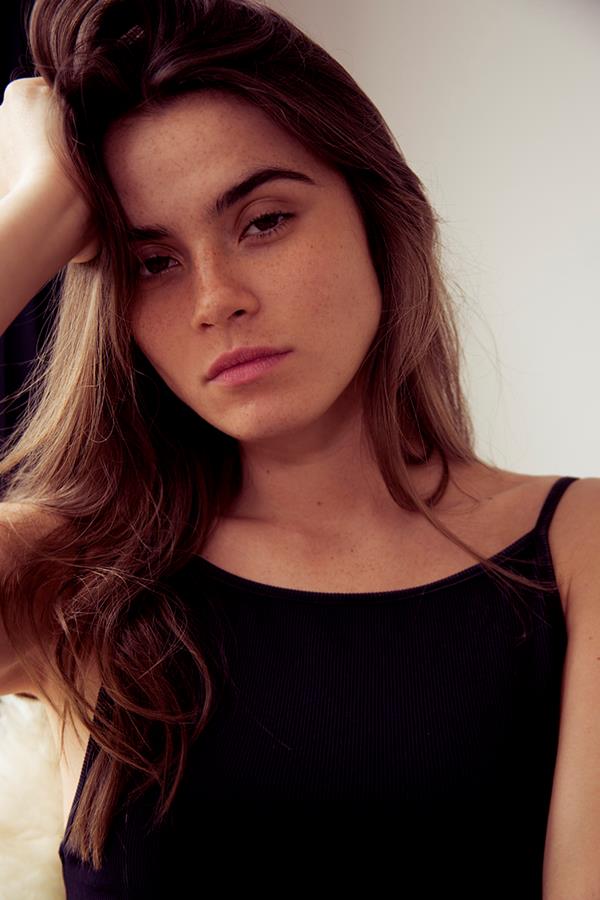 Naoise Tan - portfolio photo 19