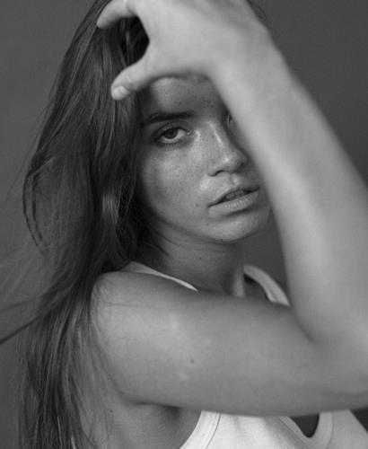 Naoise Tan - portfolio photo 15