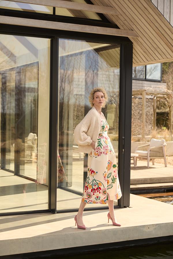 Miriam Cooke - portfolio photo 23