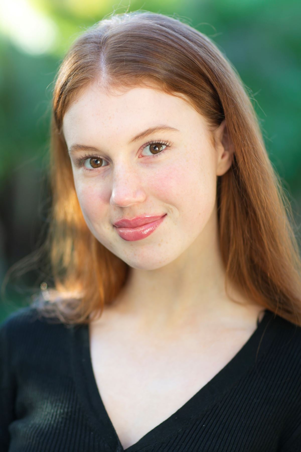 Zara Dillon  (Siblings on file)