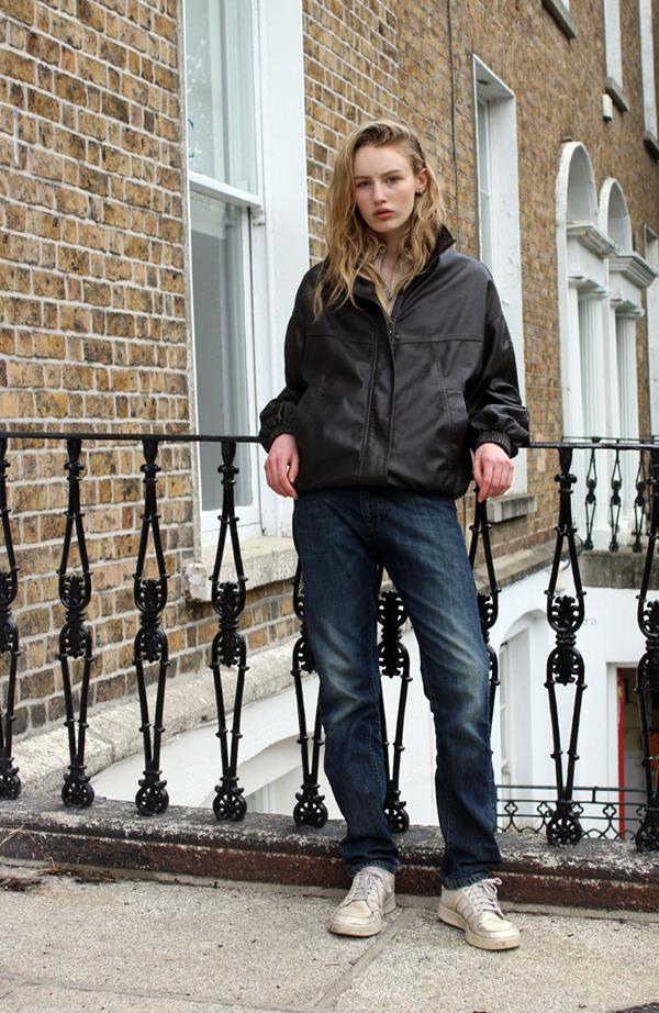 Sophie C - portfolio photo 37