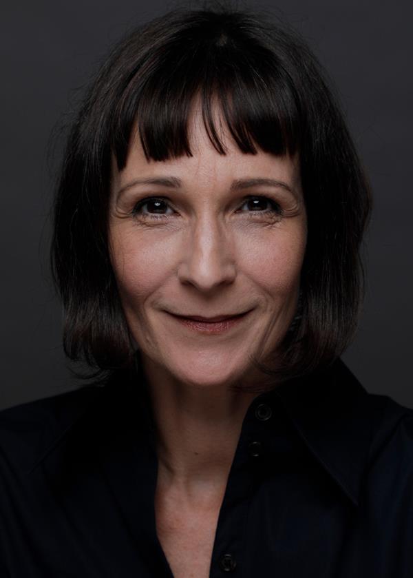 Justine Doswell - portfolio photo 1