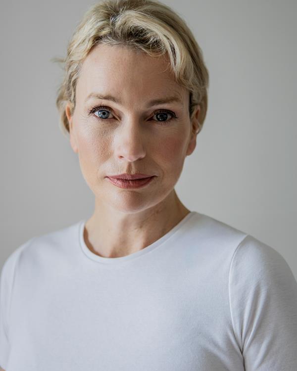 Miriam Cooke - portfolio photo 2