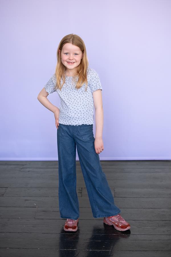 Izzy McDermott - portfolio photo 6