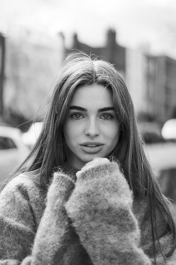 Lia L'Estrange - portfolio photo 14