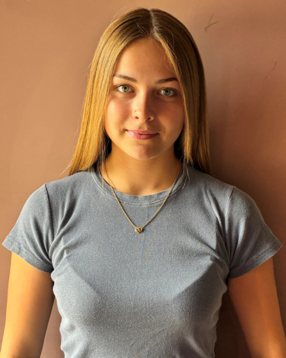 Farrah Slopper  (Siblings on file)