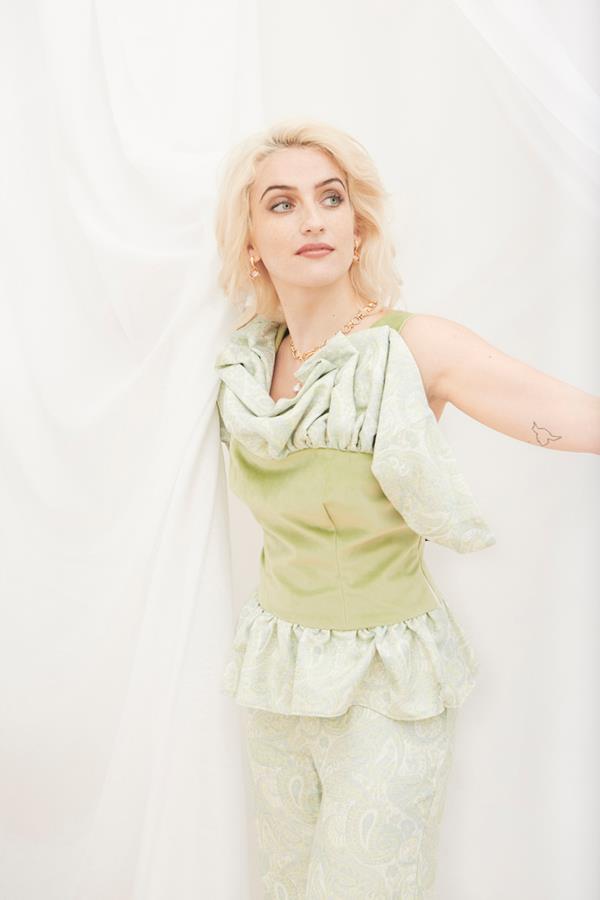 Anne O Shea - portfolio photo 26
