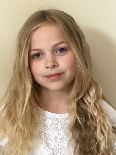 Farrah Slopper  (Siblings on file)