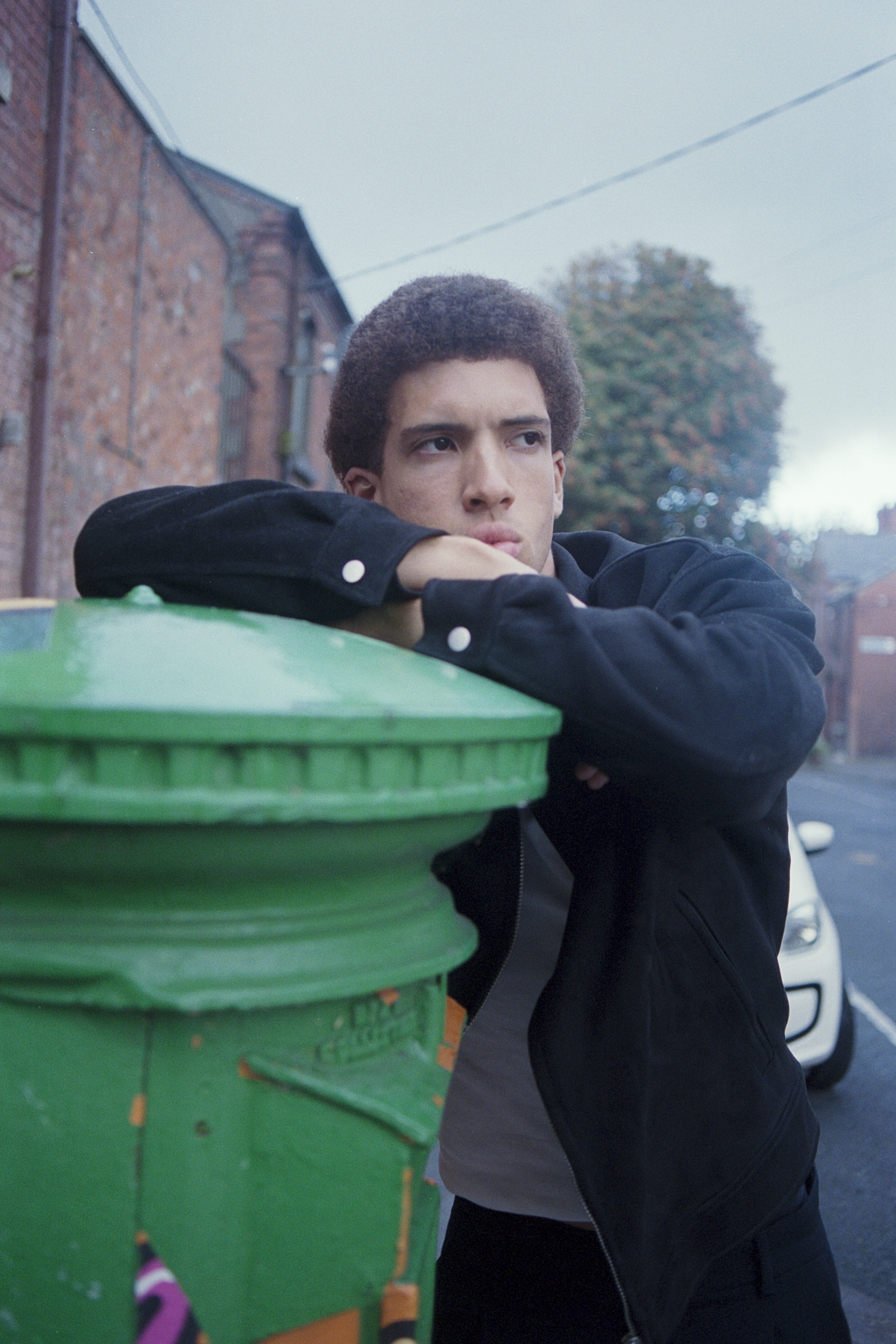 Eoin Flores 4